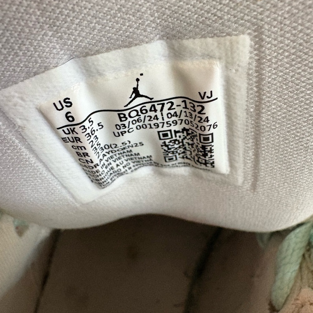 Air Jordan Sneakers - Aqua and White - Picture 7 of 8